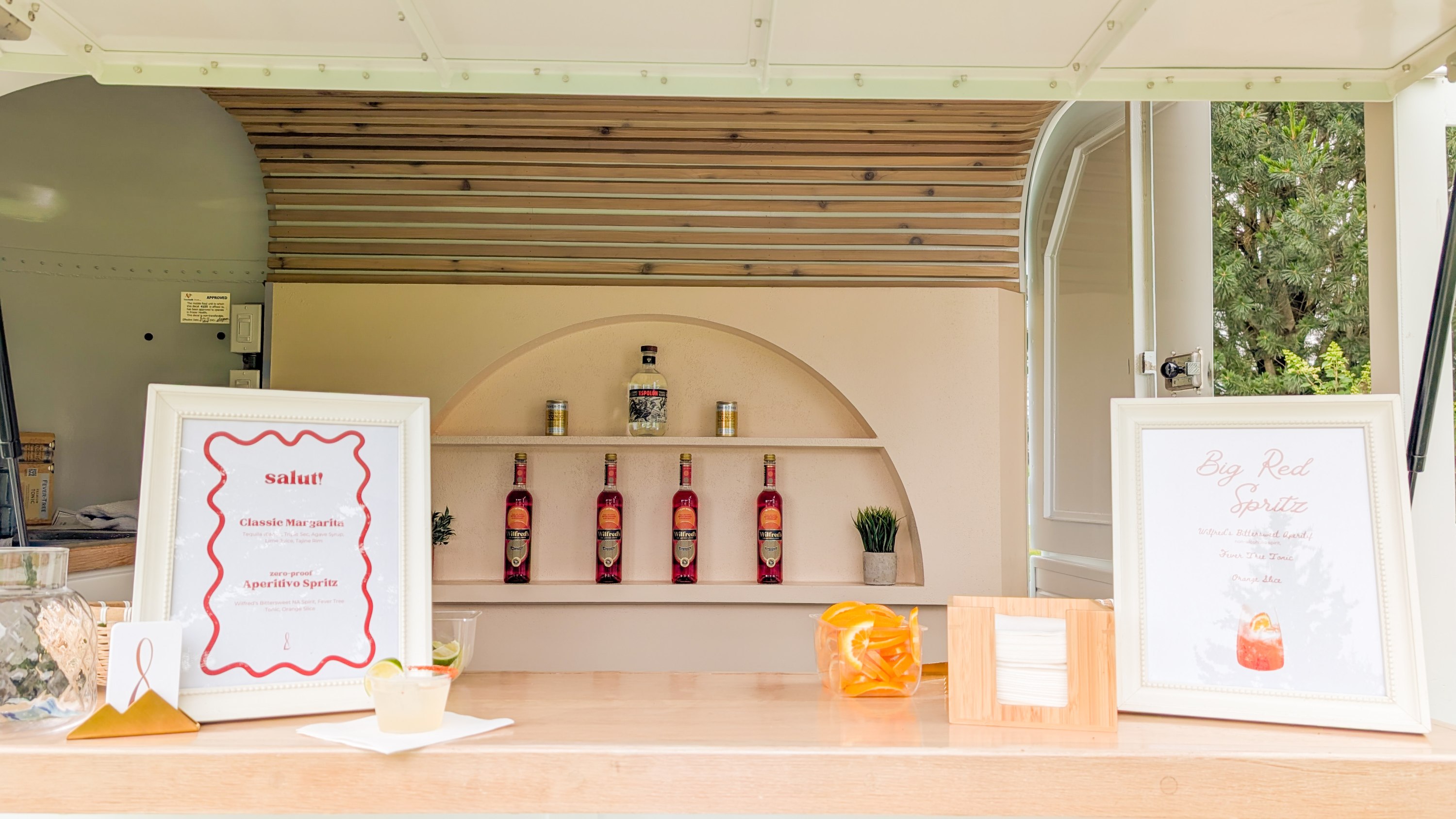 Mobile bar serving signature cocktails at Chilliwack Golf Course hole sponsor