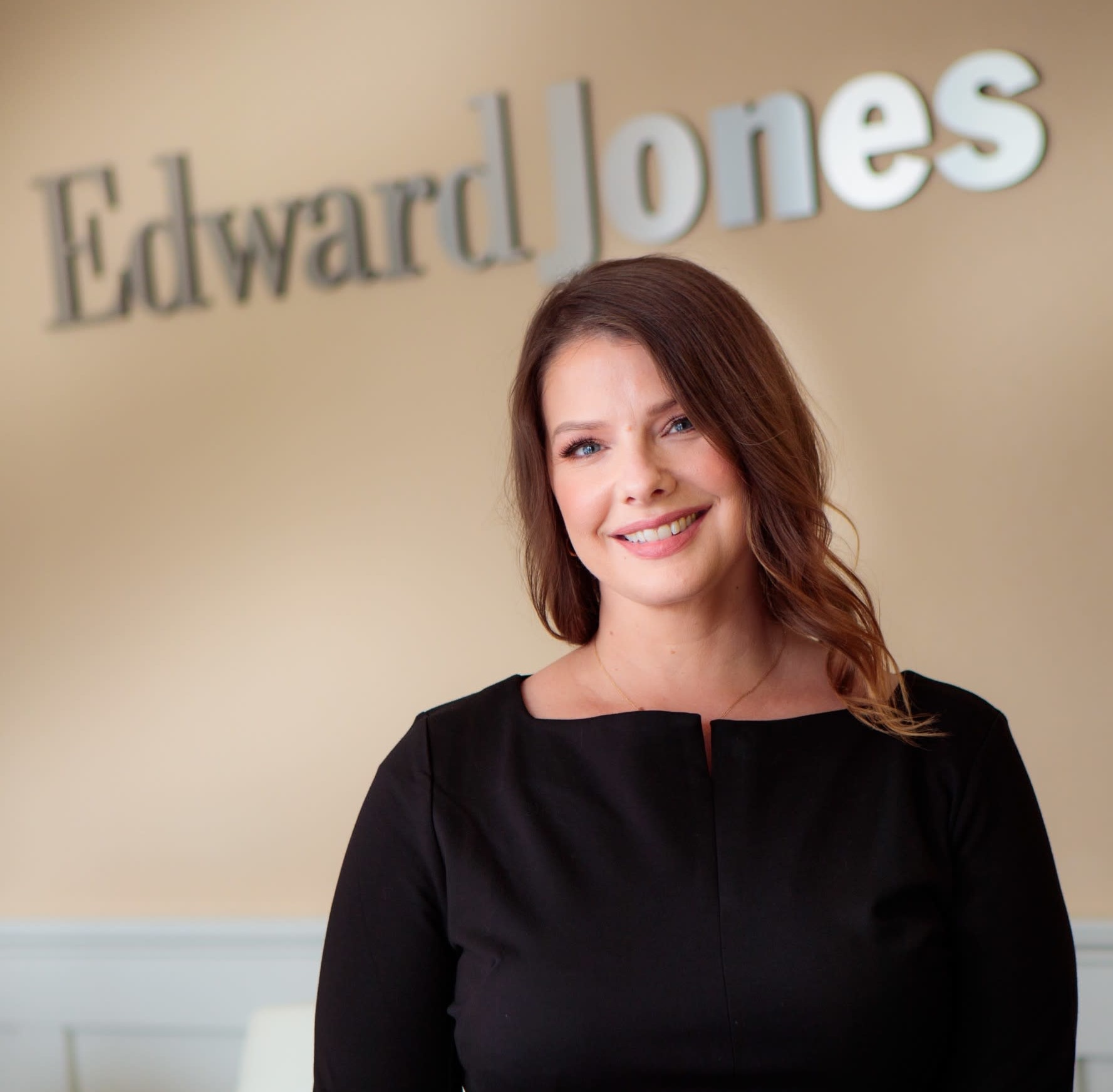 Sarah Karpicus, Financial Advisor