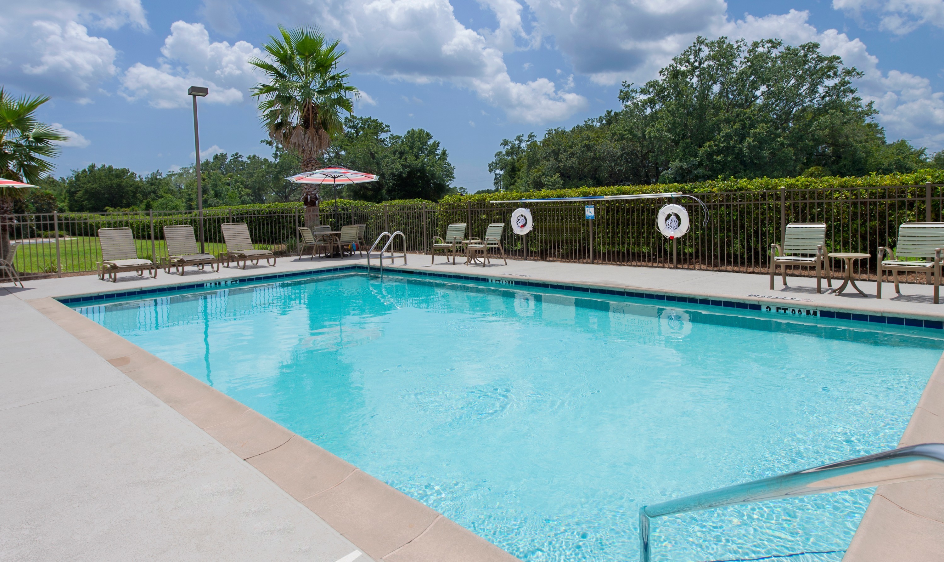 Courtyard Pensacola