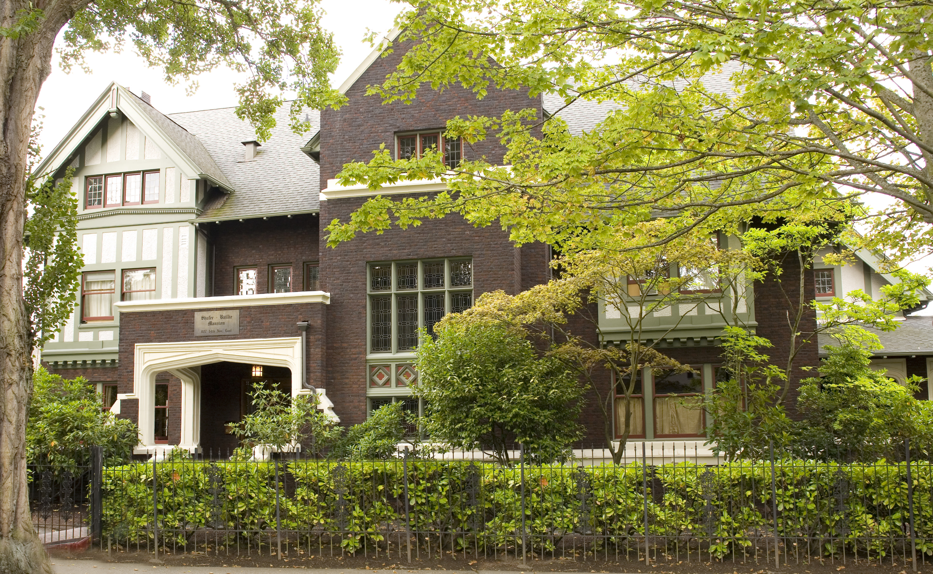 exterior shafer baillie mansion