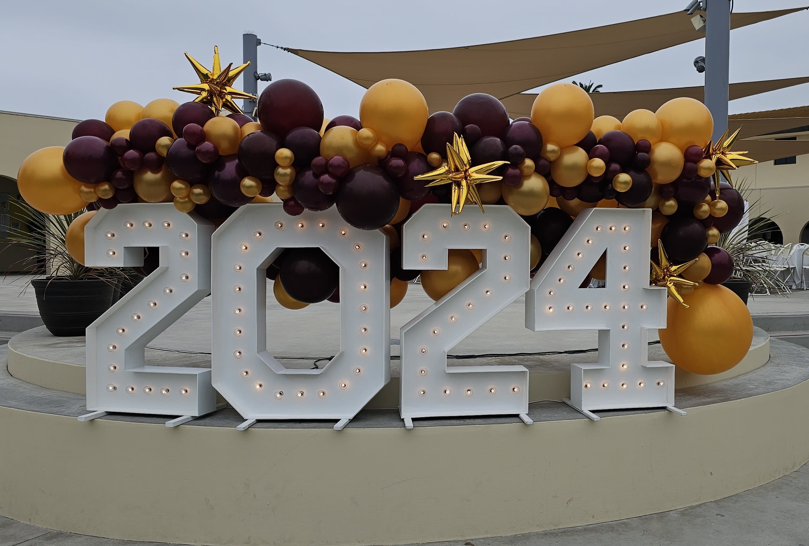 marquee lites and balloons