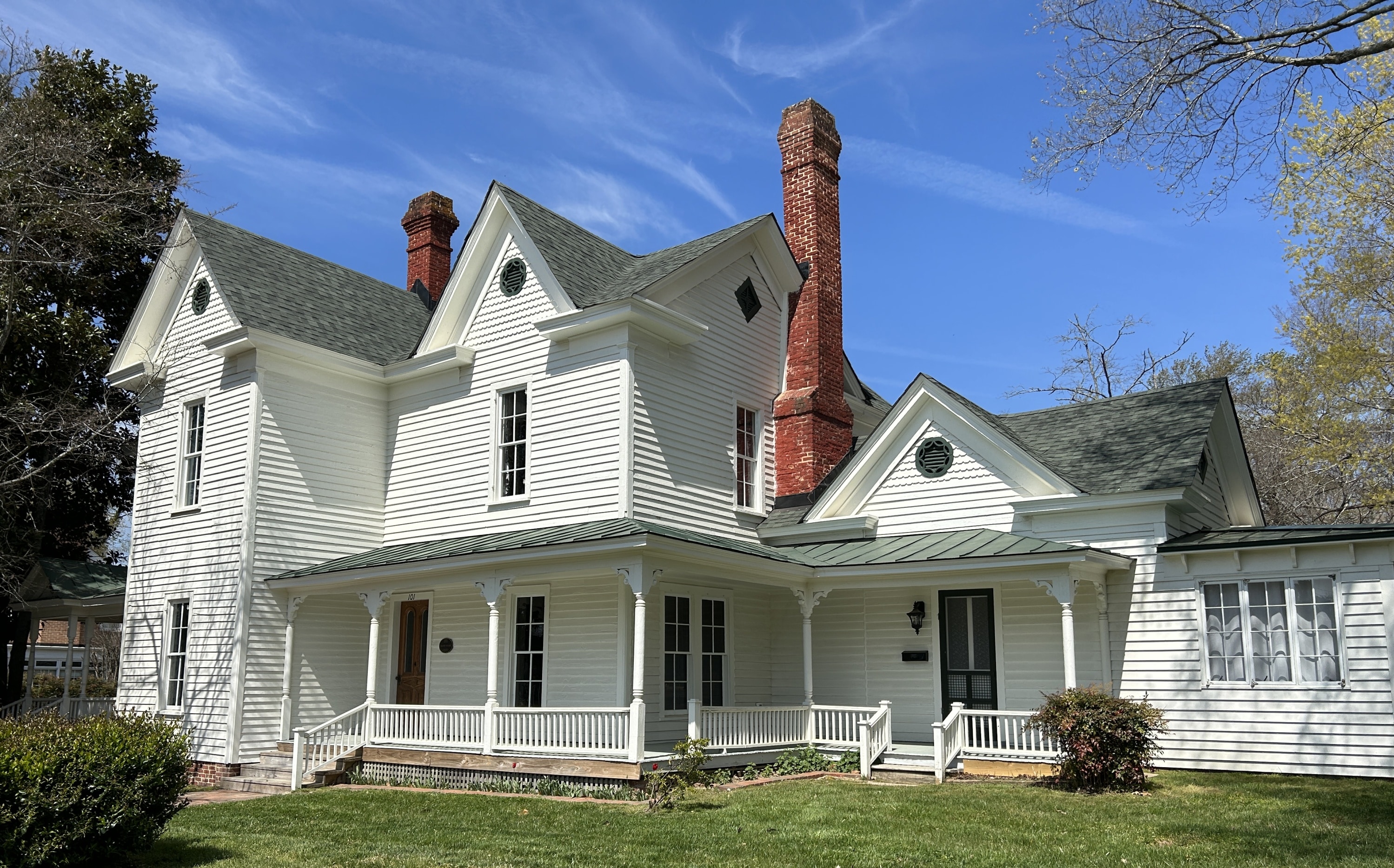 White two story house.