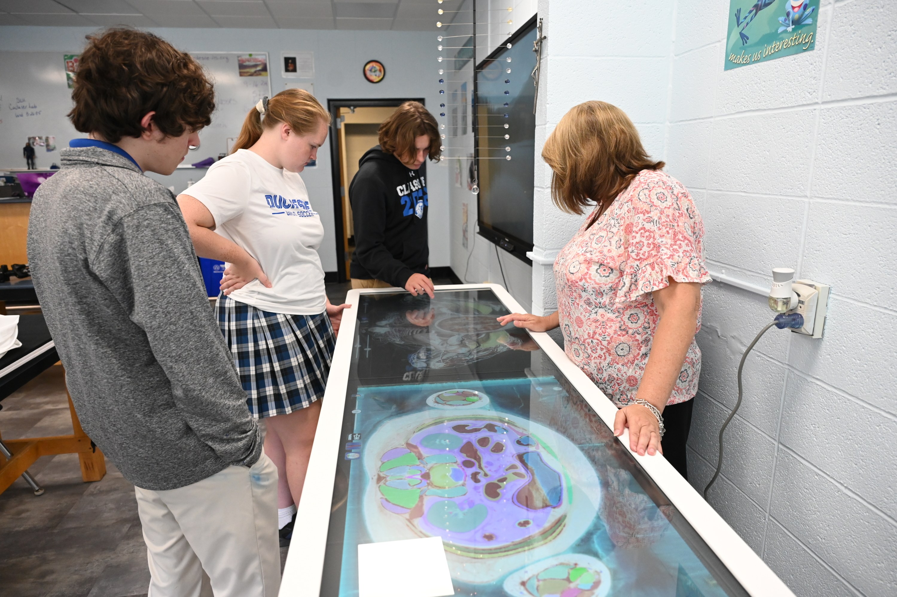 New classroom tech takes learning to the 3rd dimension St. Charles