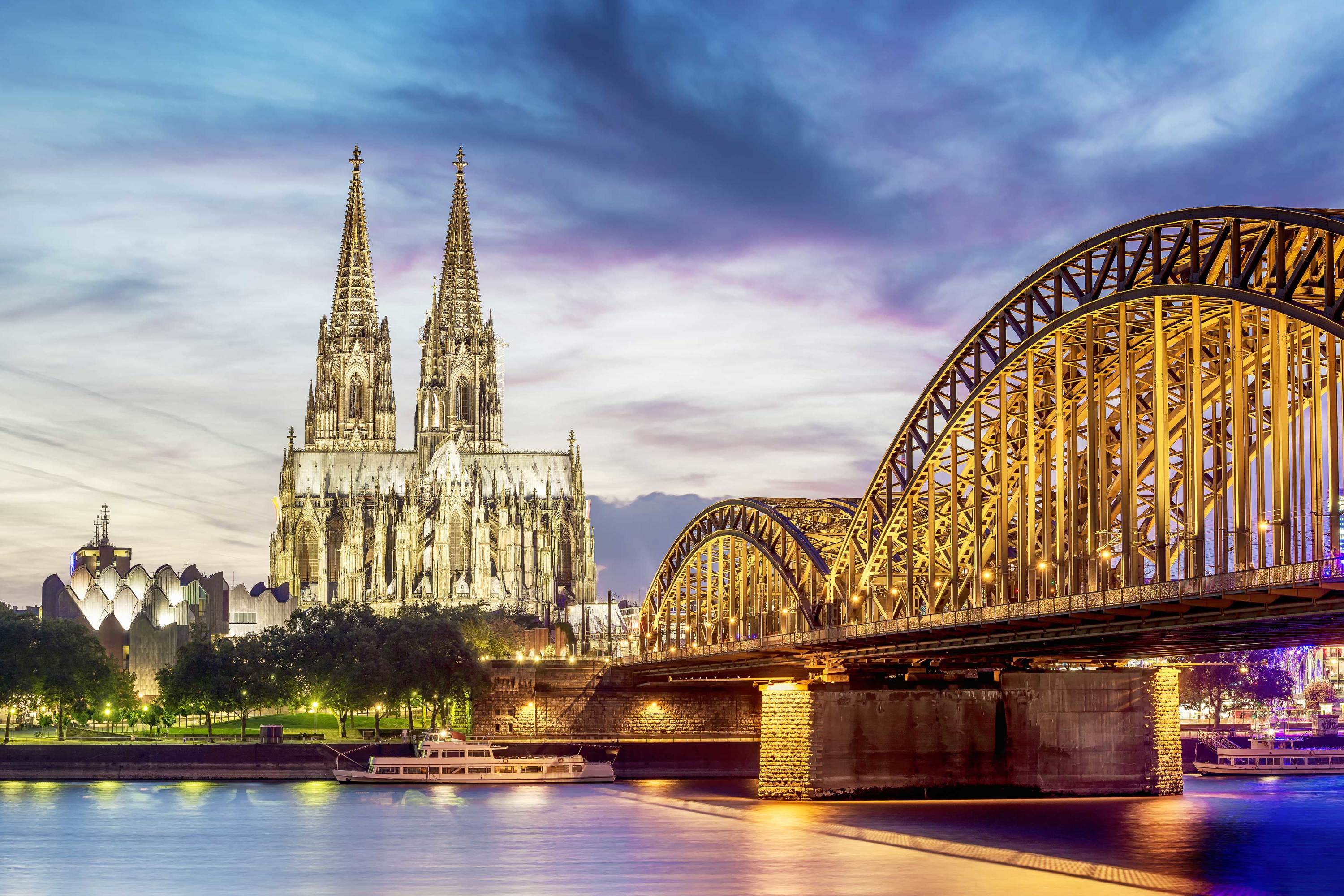 Cologne bridge and cathedral