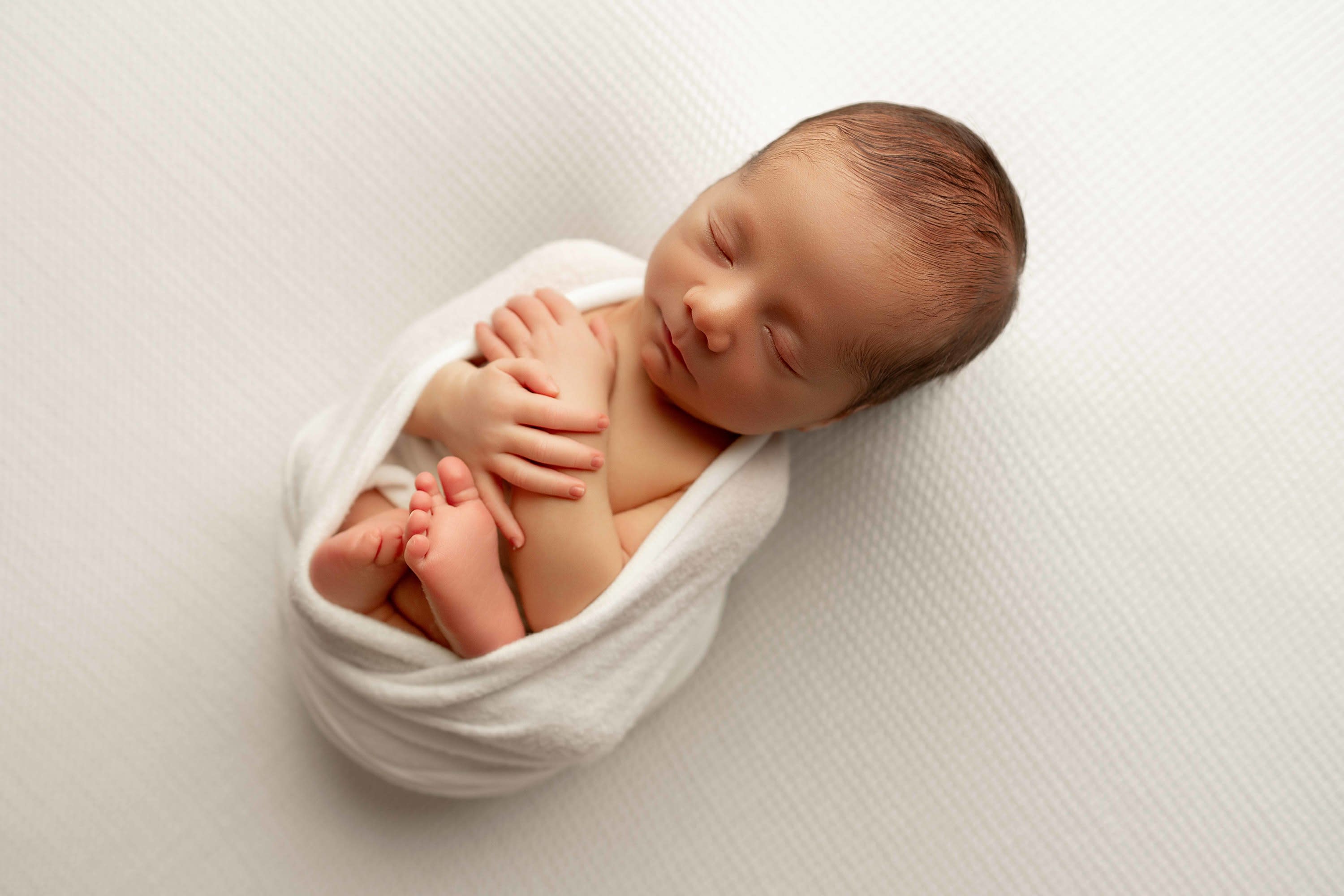 newborn photography, newborn boy photography, natural light photography, timeless newborn photography