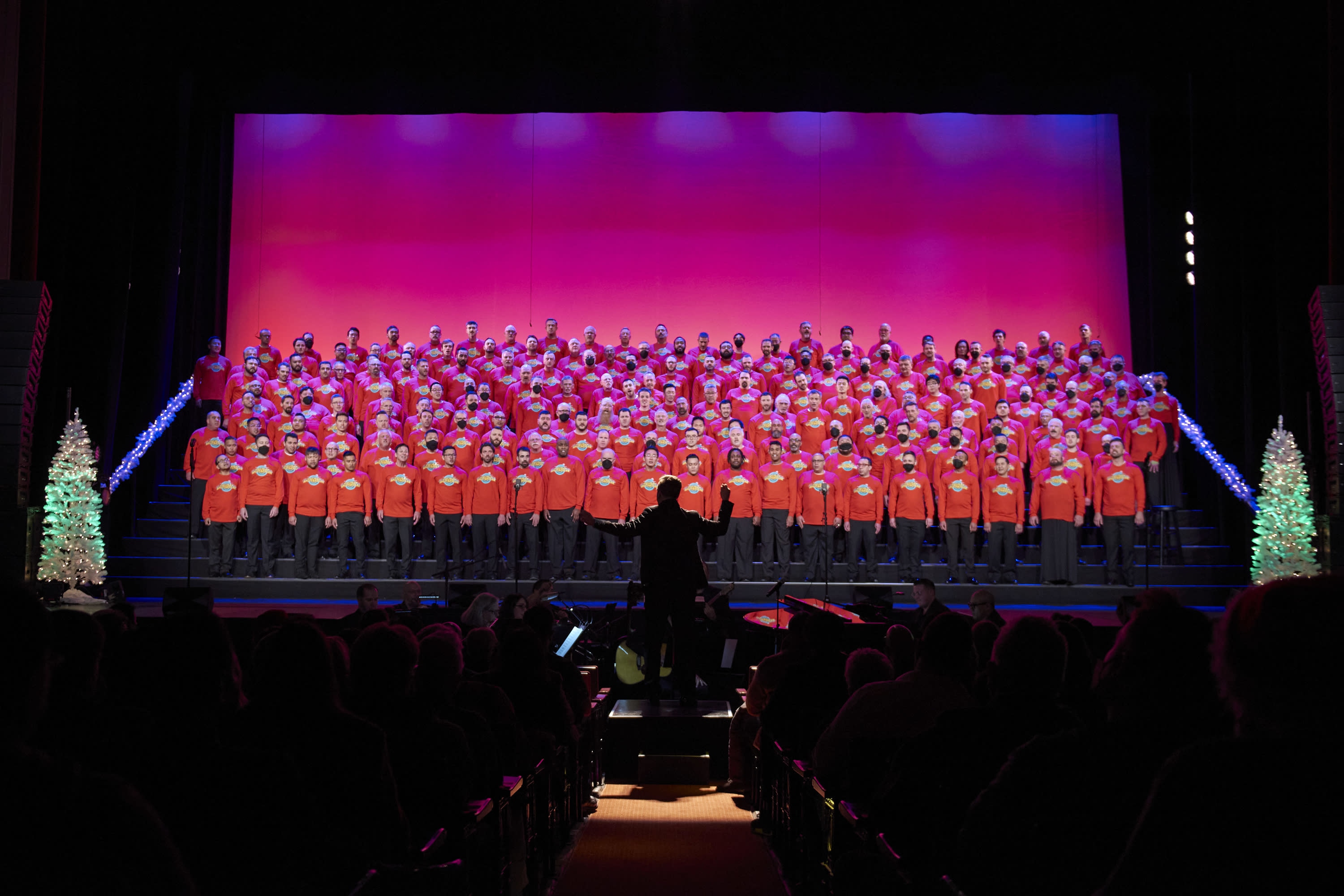 SF Gay Men's chorus in performance