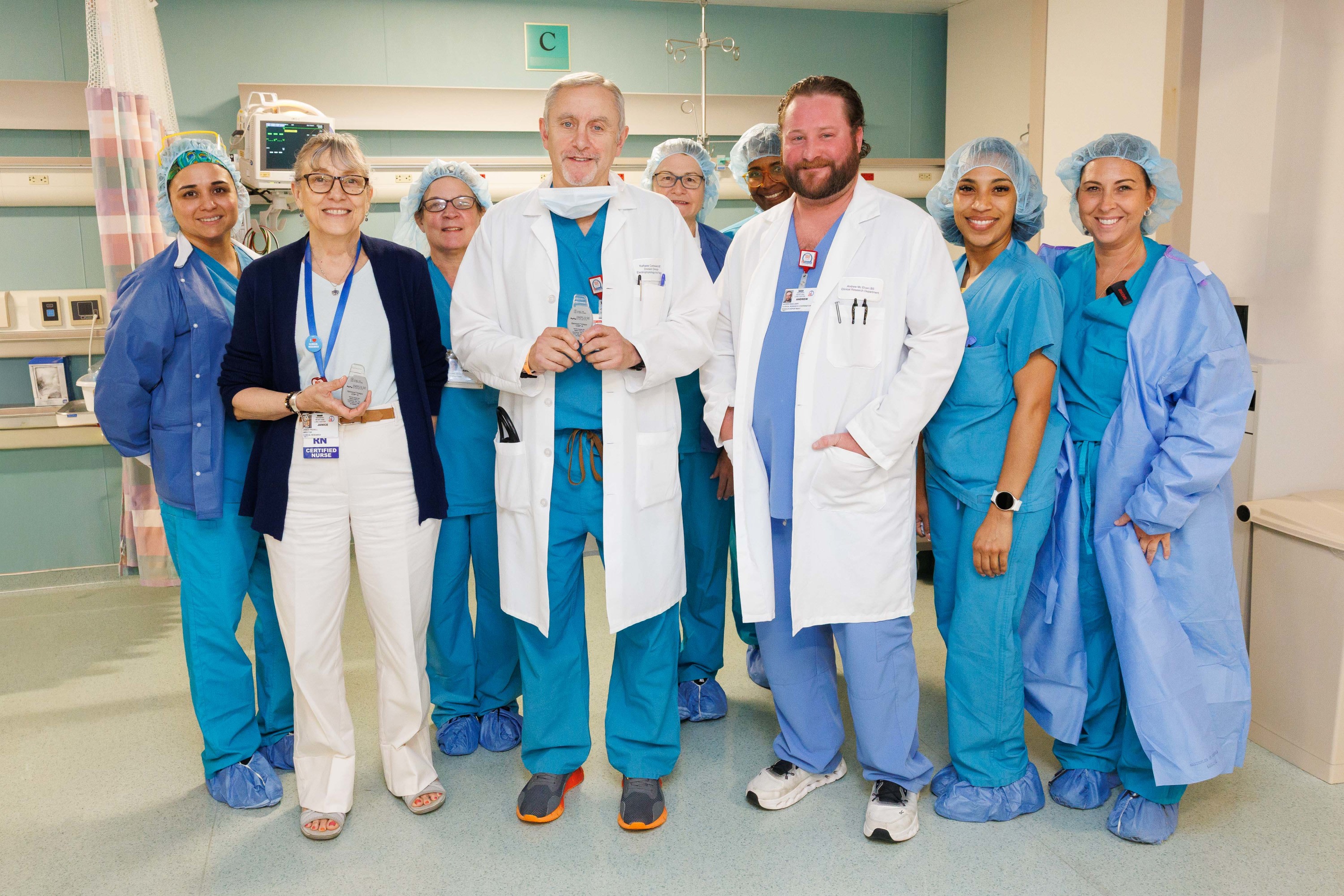 Raffaele Corbisiero, MD, and the Deborah team with the Optimizer™ Integra-D device