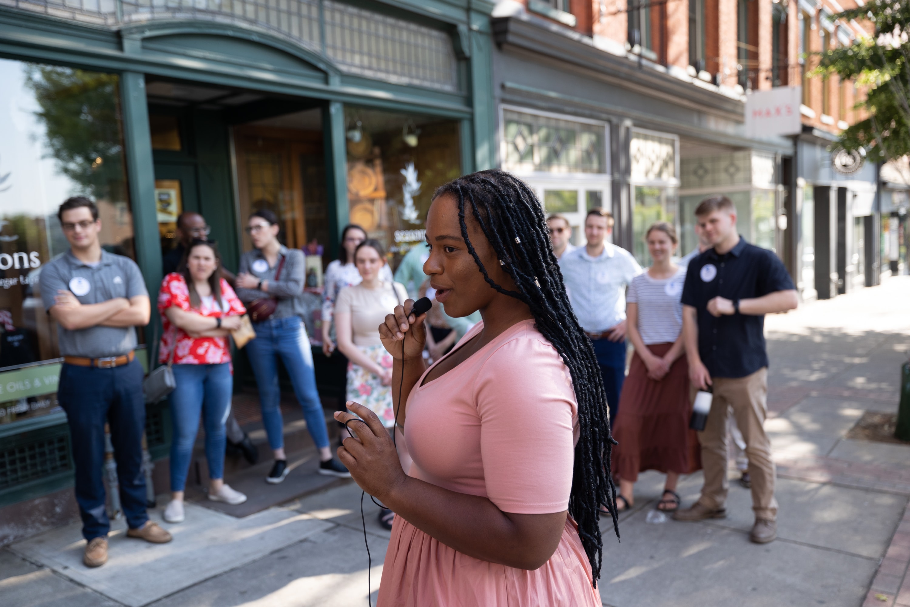 Kendra Wolfe leading a walking tour in downtown Lancaster