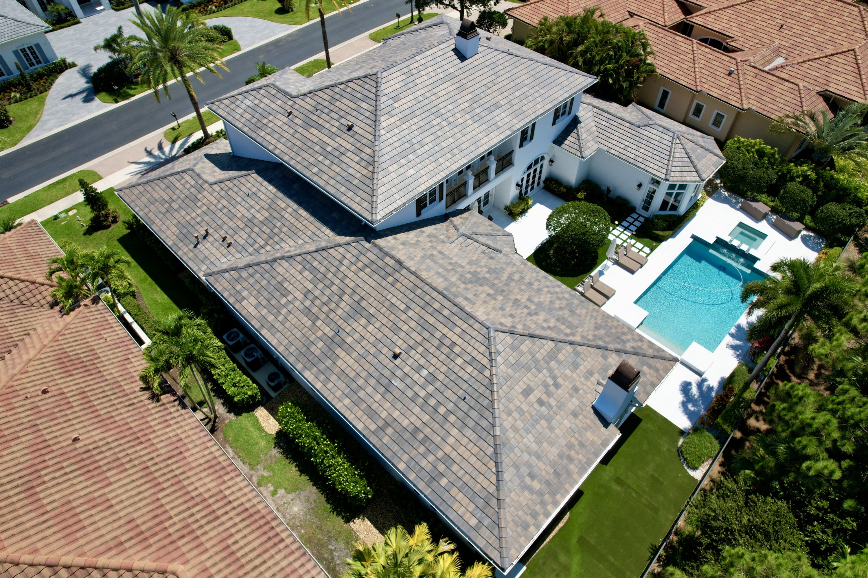 Roofing Palm Beach Gardens. Flat tile roof color is Concord Blend