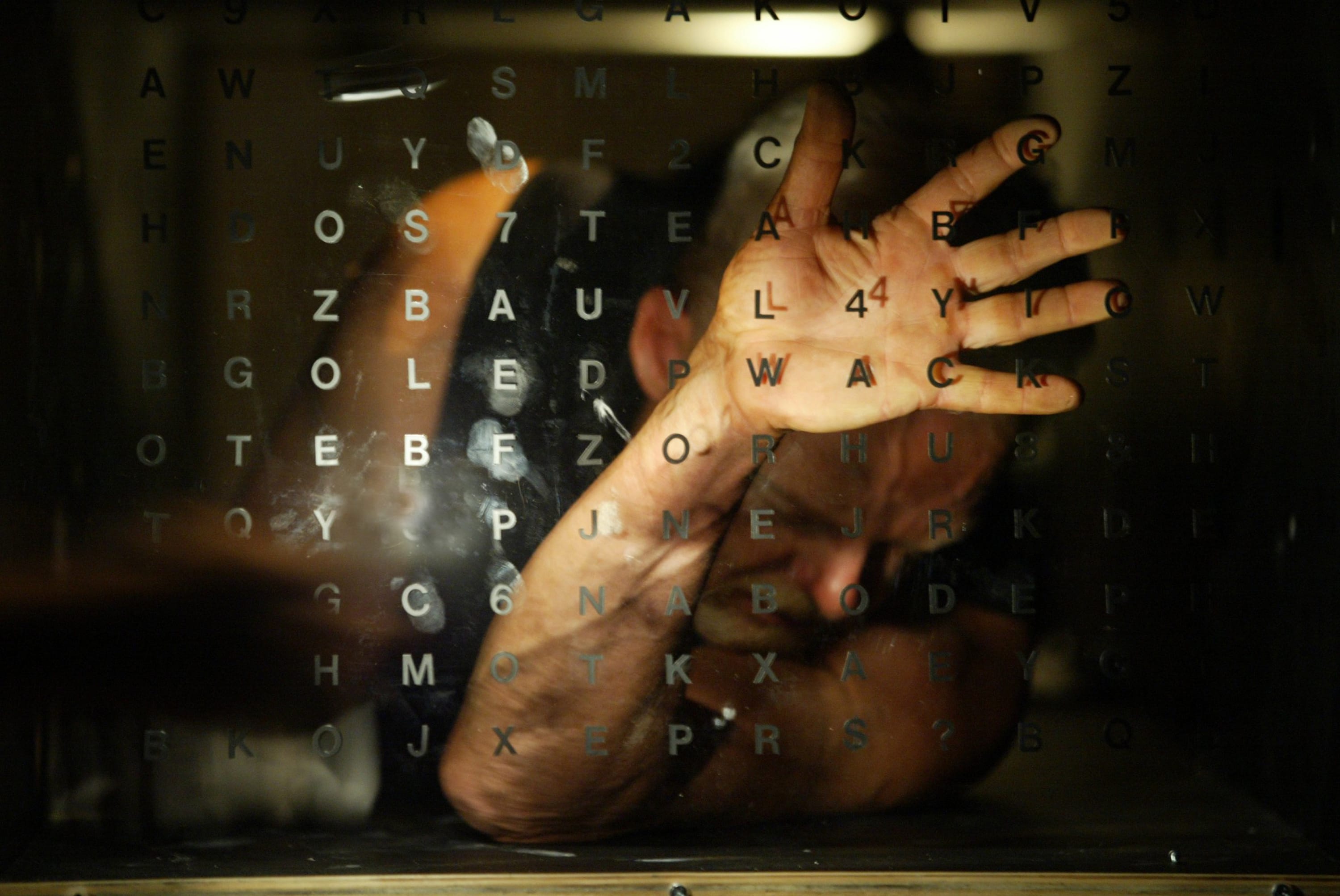 Performance detail Succumbs, Trapped