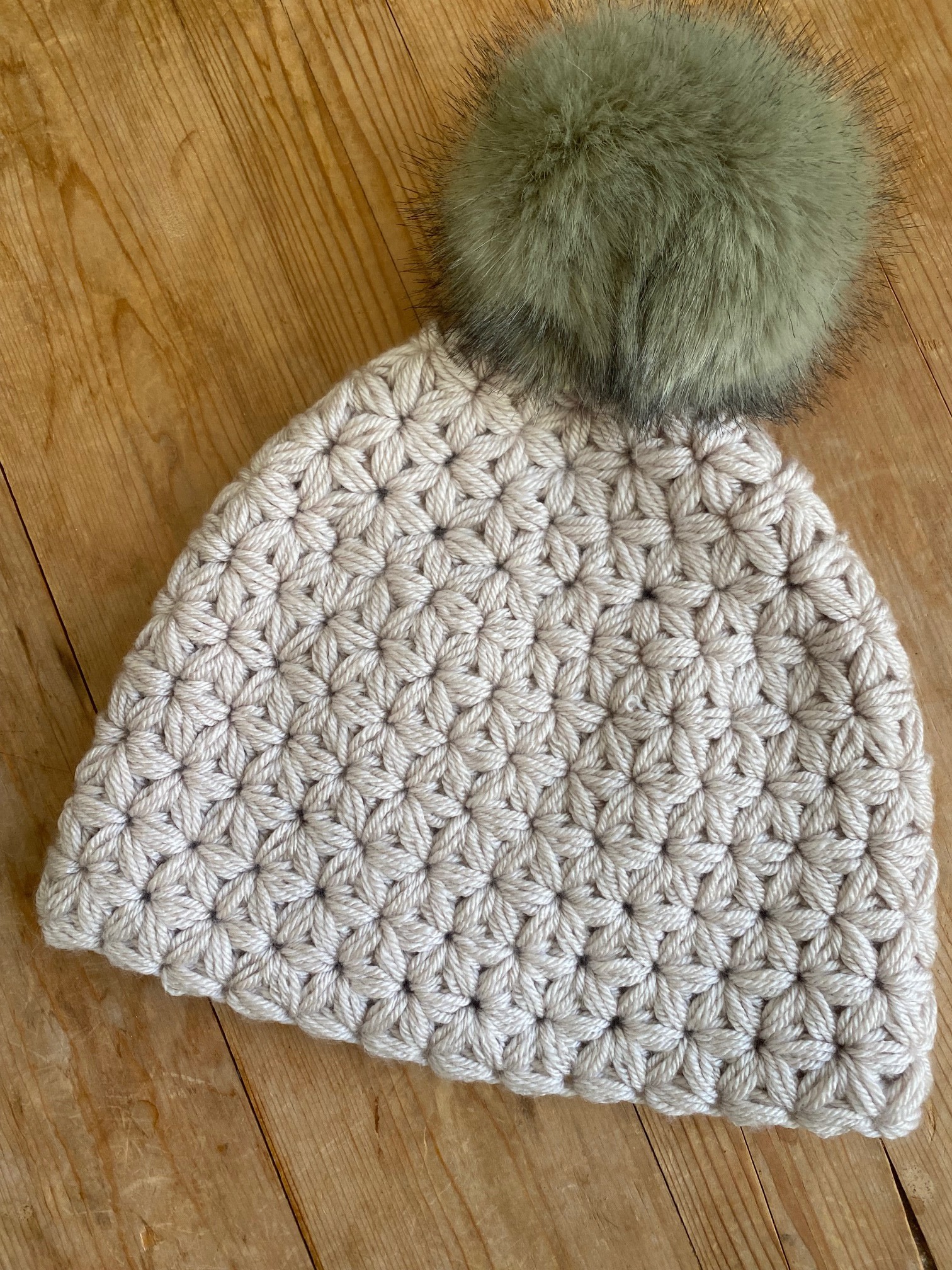 Jasmine crochet stitch hat