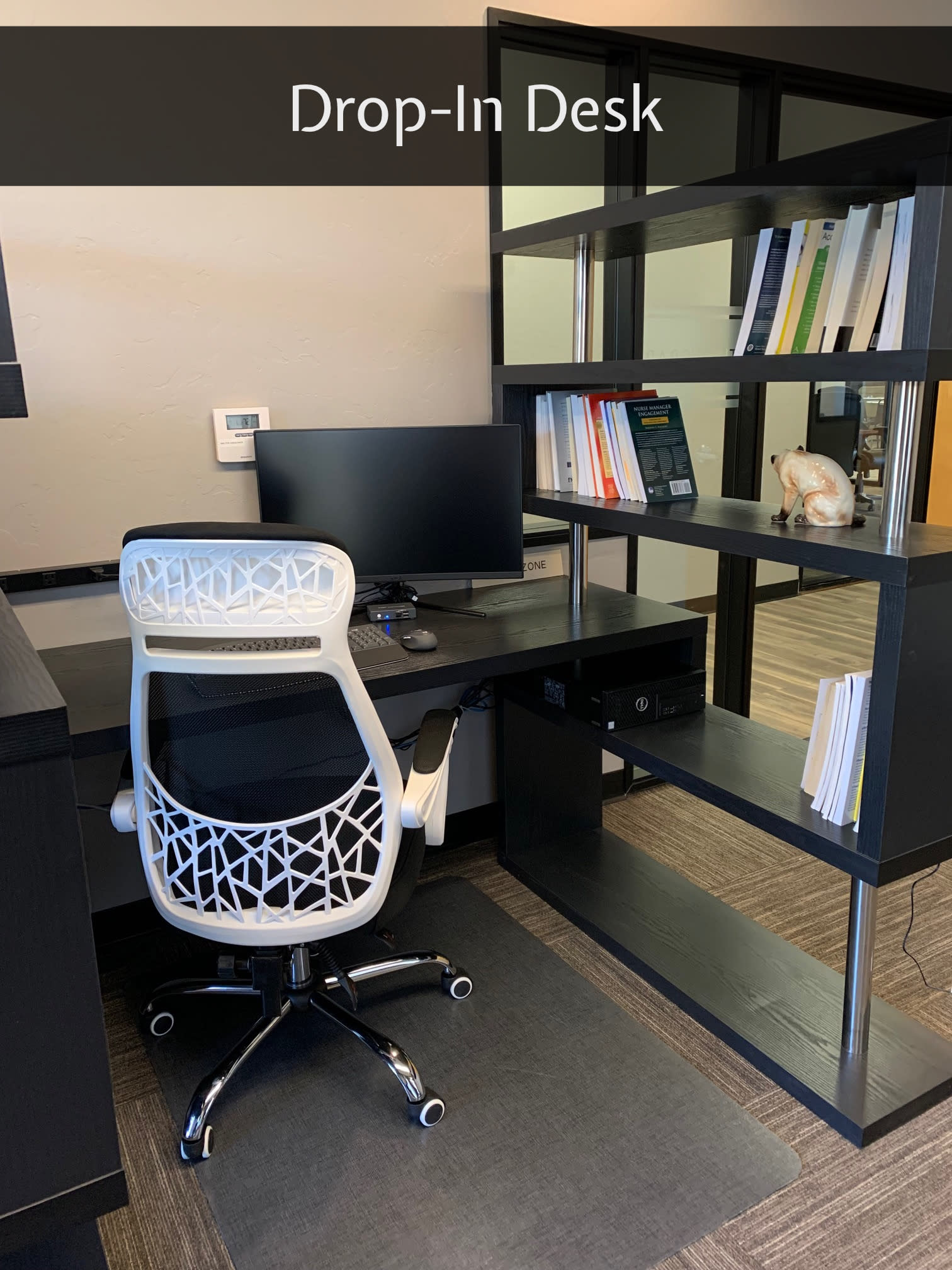 Spoke Coworking Tucson drop-in desk