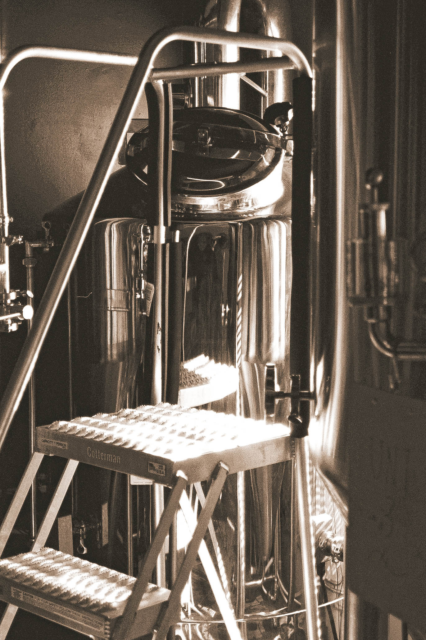 Beer fermentation, fermentation, Veritable Distillery