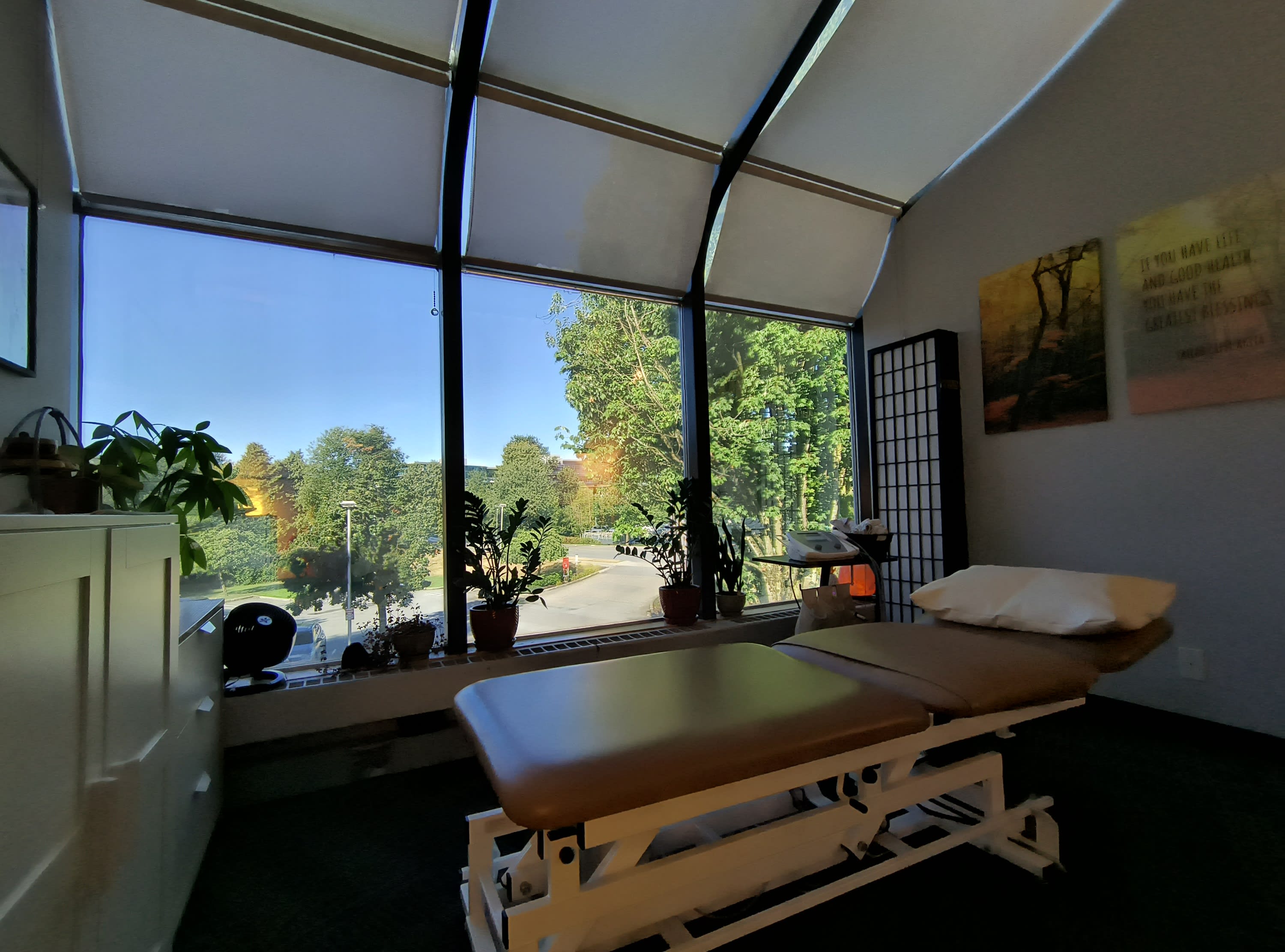 Burnaby Physiotherapy Treatment Room