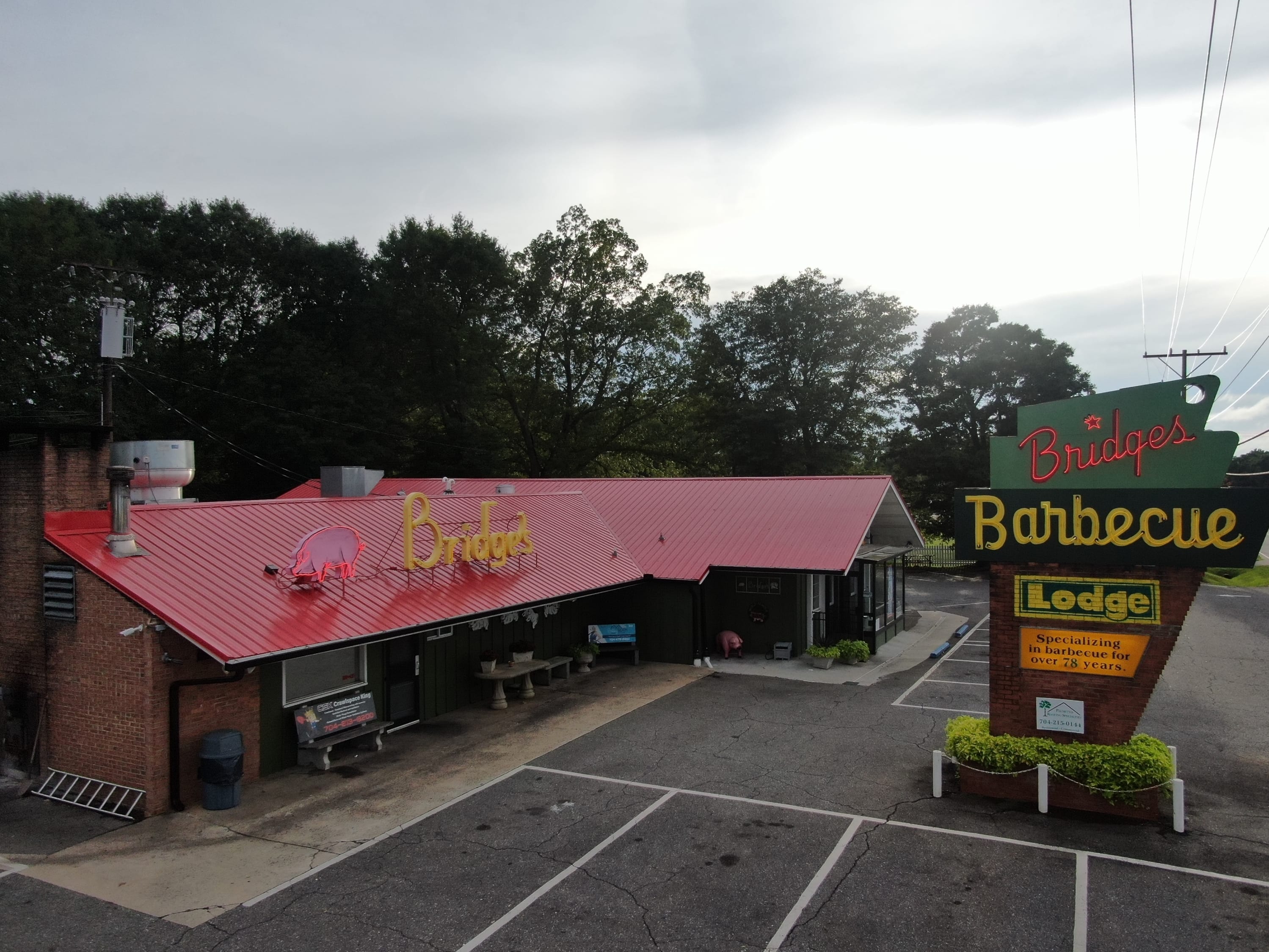 Tuff-Rib Metal Roof on Red Bridges Barbecue.