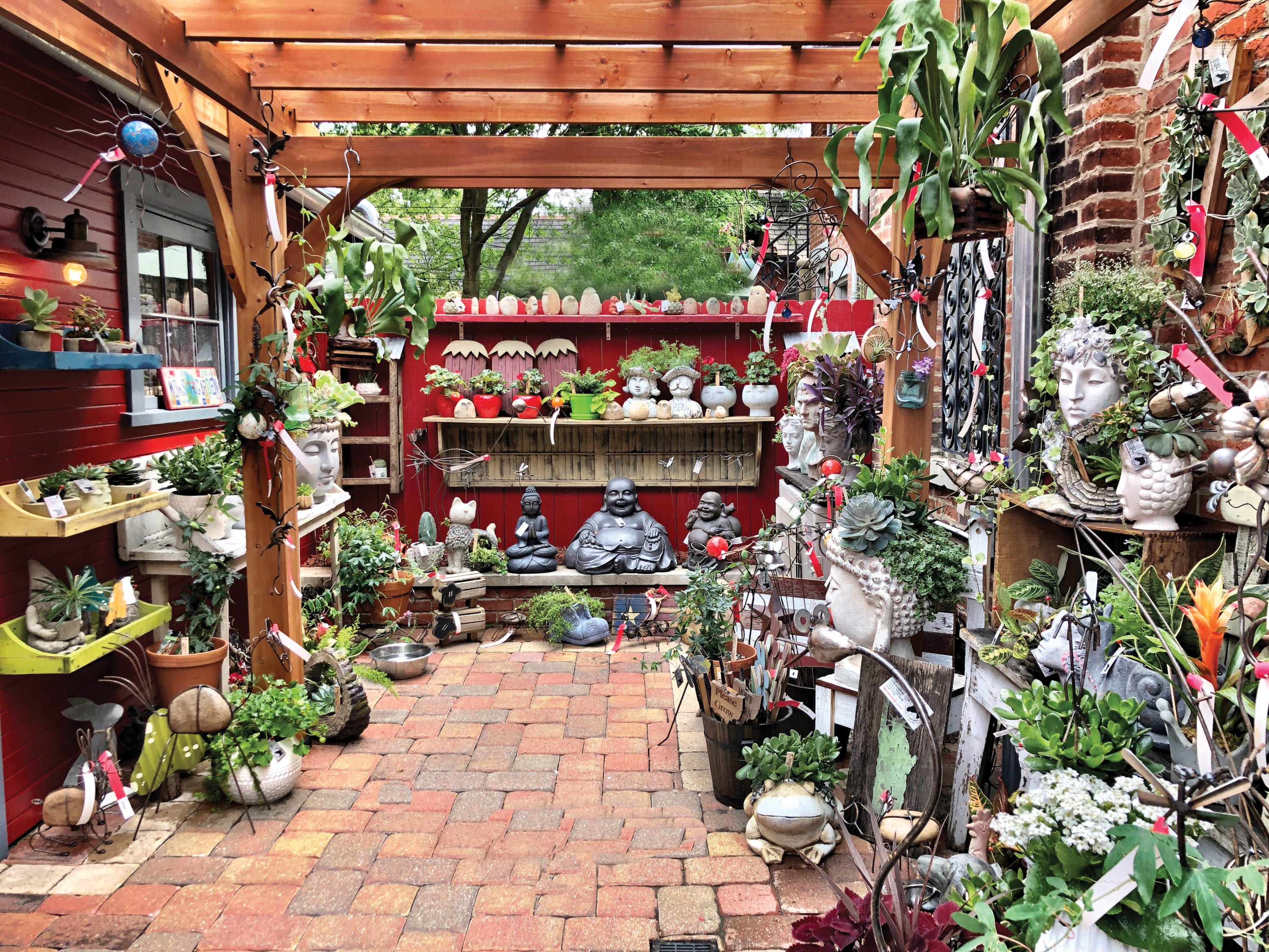 Garden patio at The Red Stable