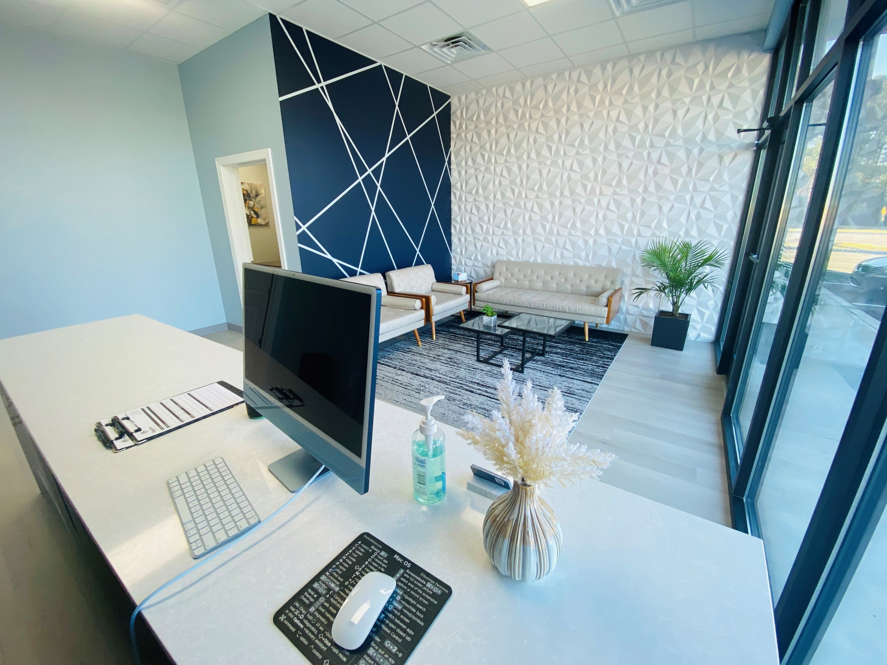 Gigabits Computer Repair and IT Solutions Business Lobby