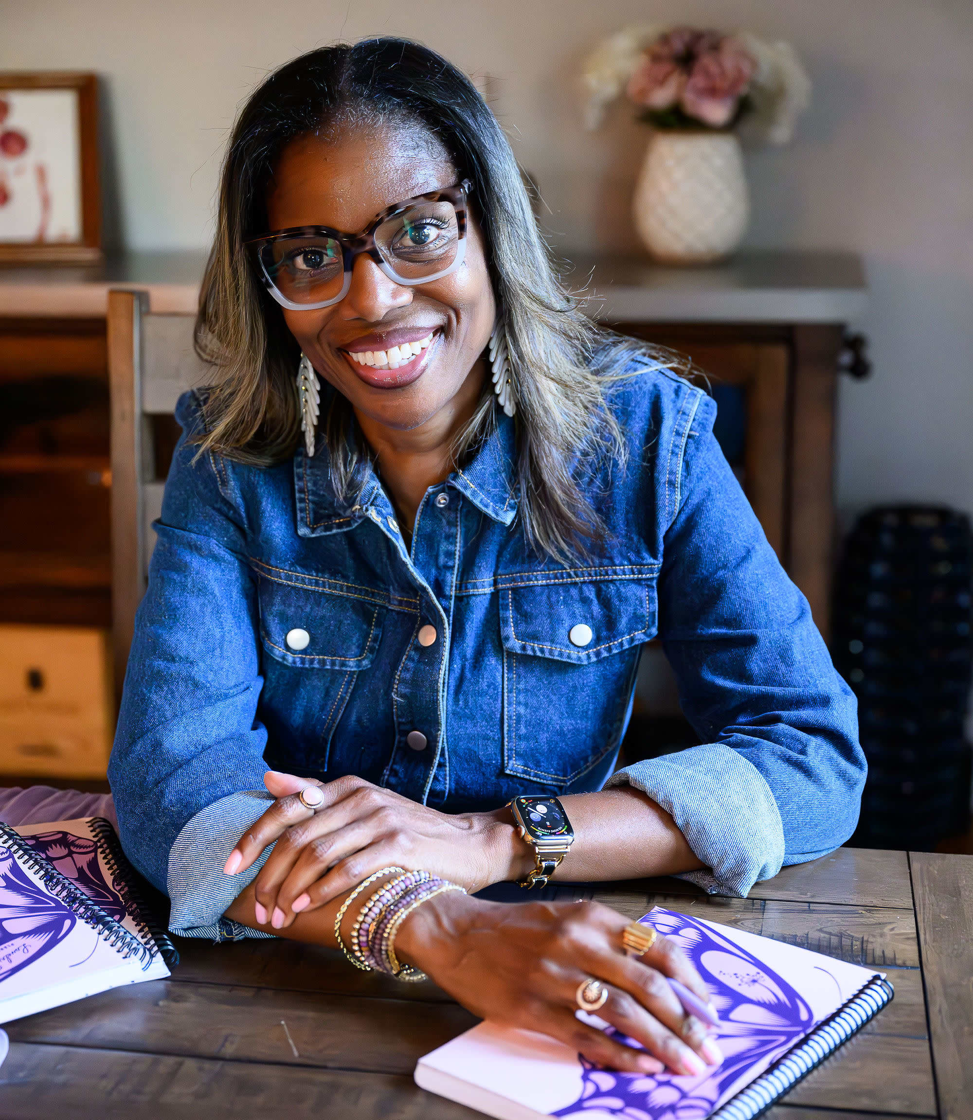 Founder Teri Day, business accountability mentor and consultant helping entrepreneurs move from overwhelm to clarity.