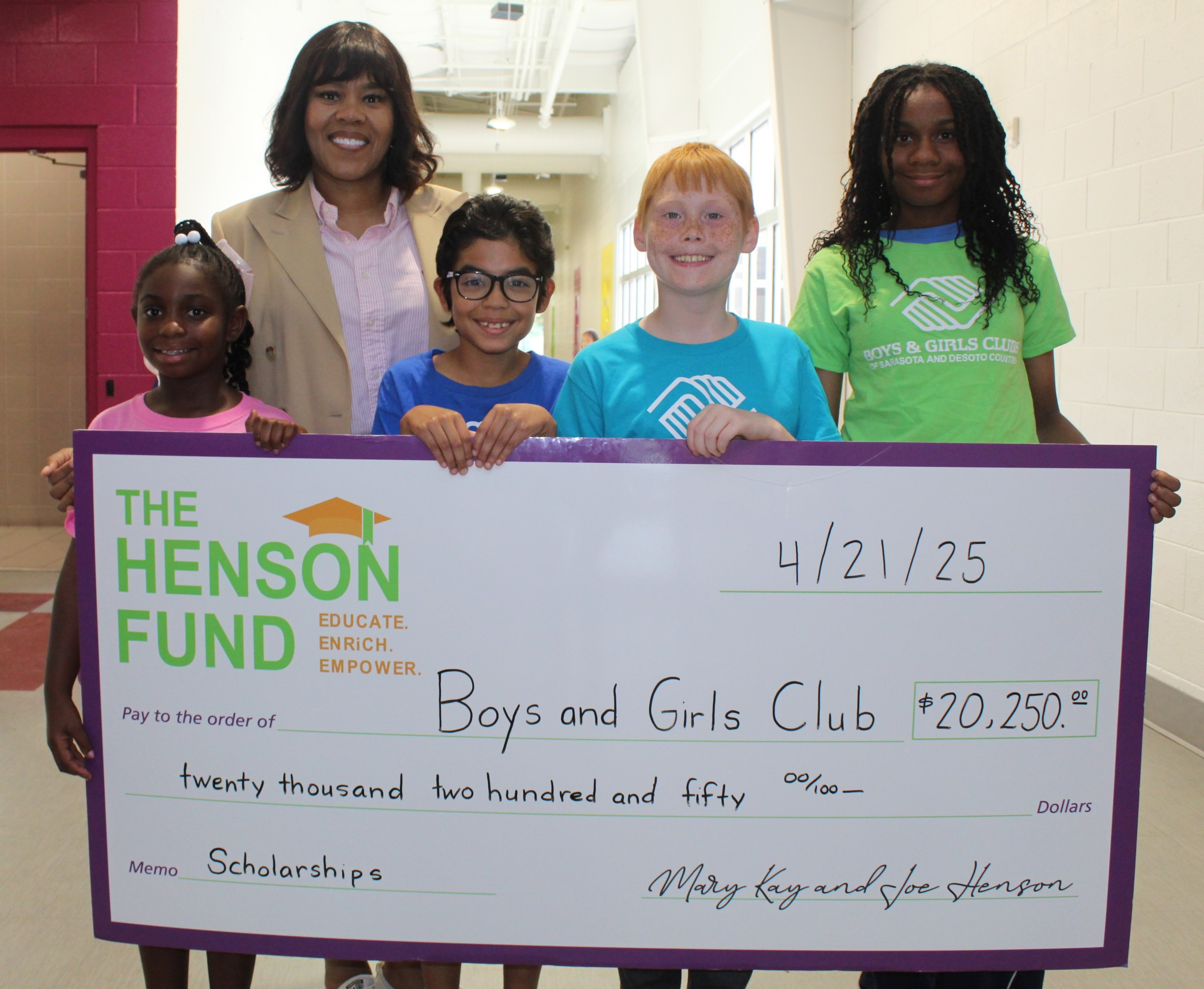 Dr. Bianca Harris with The Henson Fund and BGCSDC members