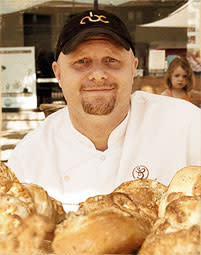 Dennis Darr