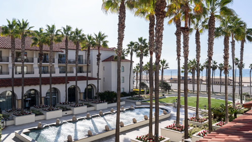 Hyatt Huntington Beach Courtyard