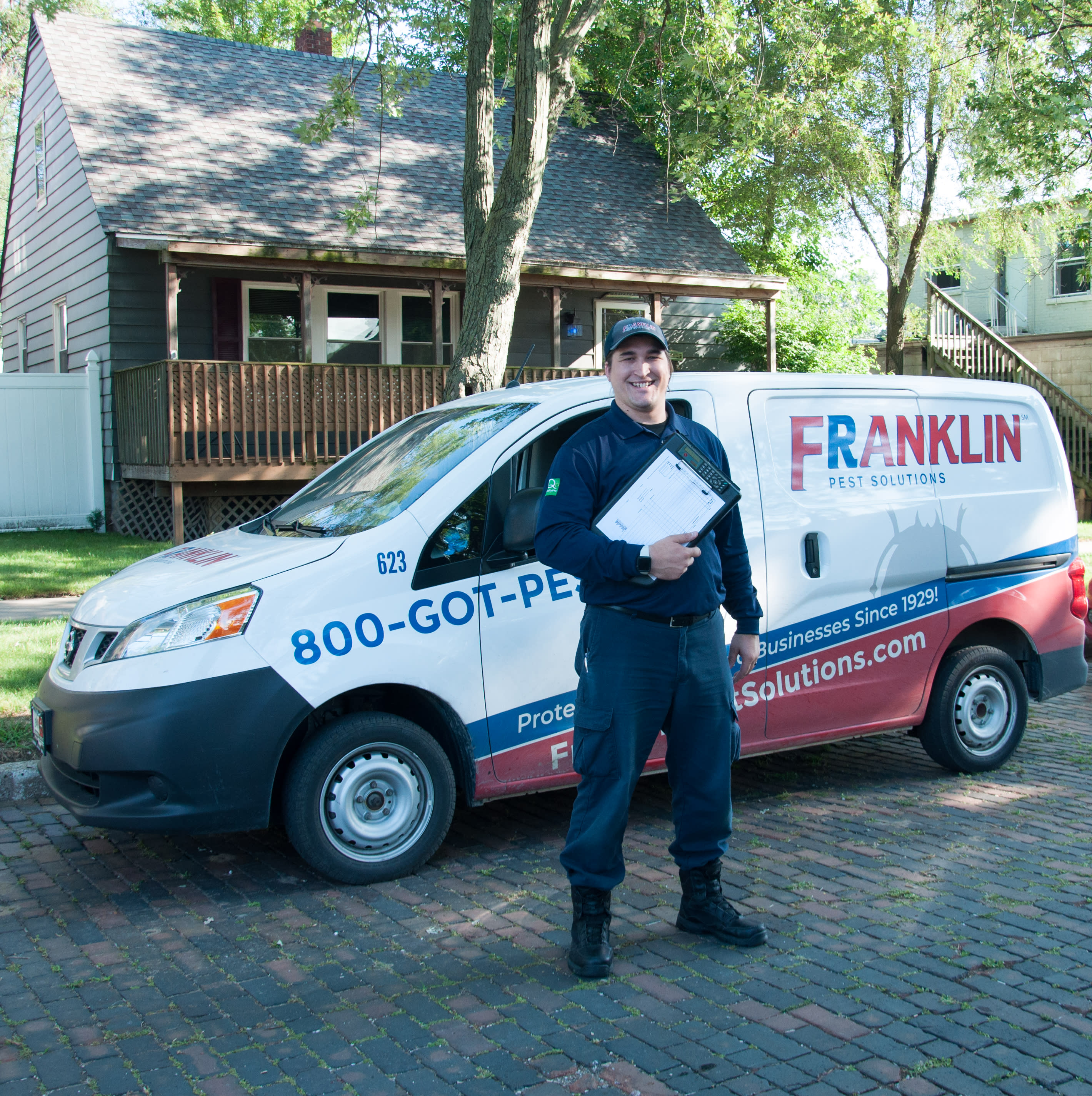 Franklin Pest Solutions technician