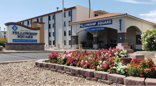 Photo of the front entrance of Fellowship Square Tucson on Broadway Blvd