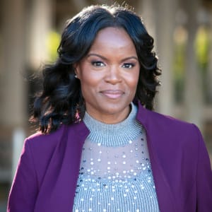 Roslyn Rice Headshot