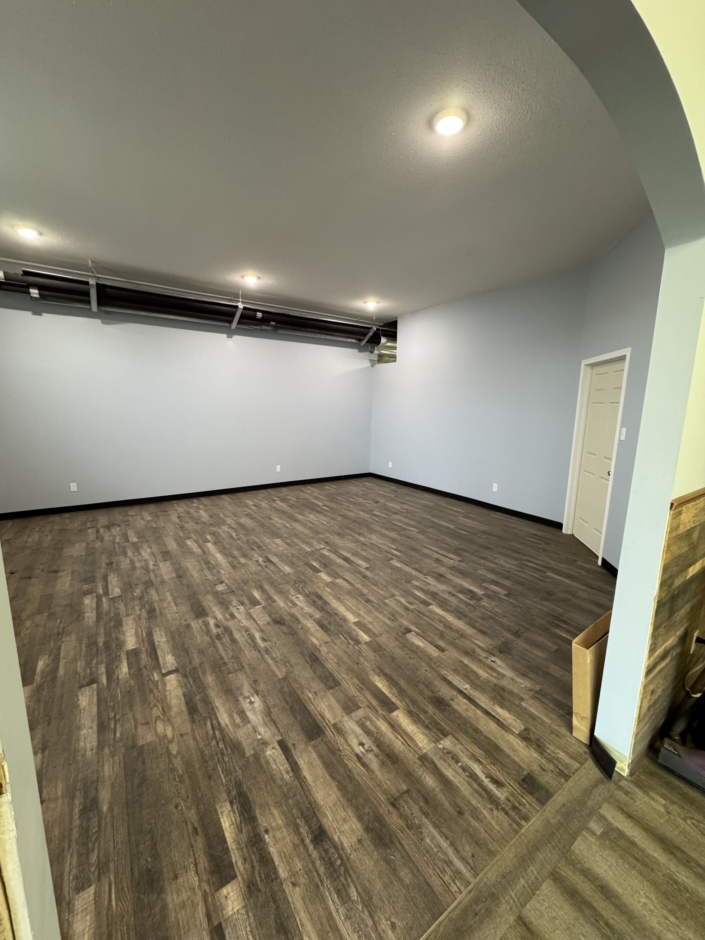 Business space for rent in Brooks Alberta