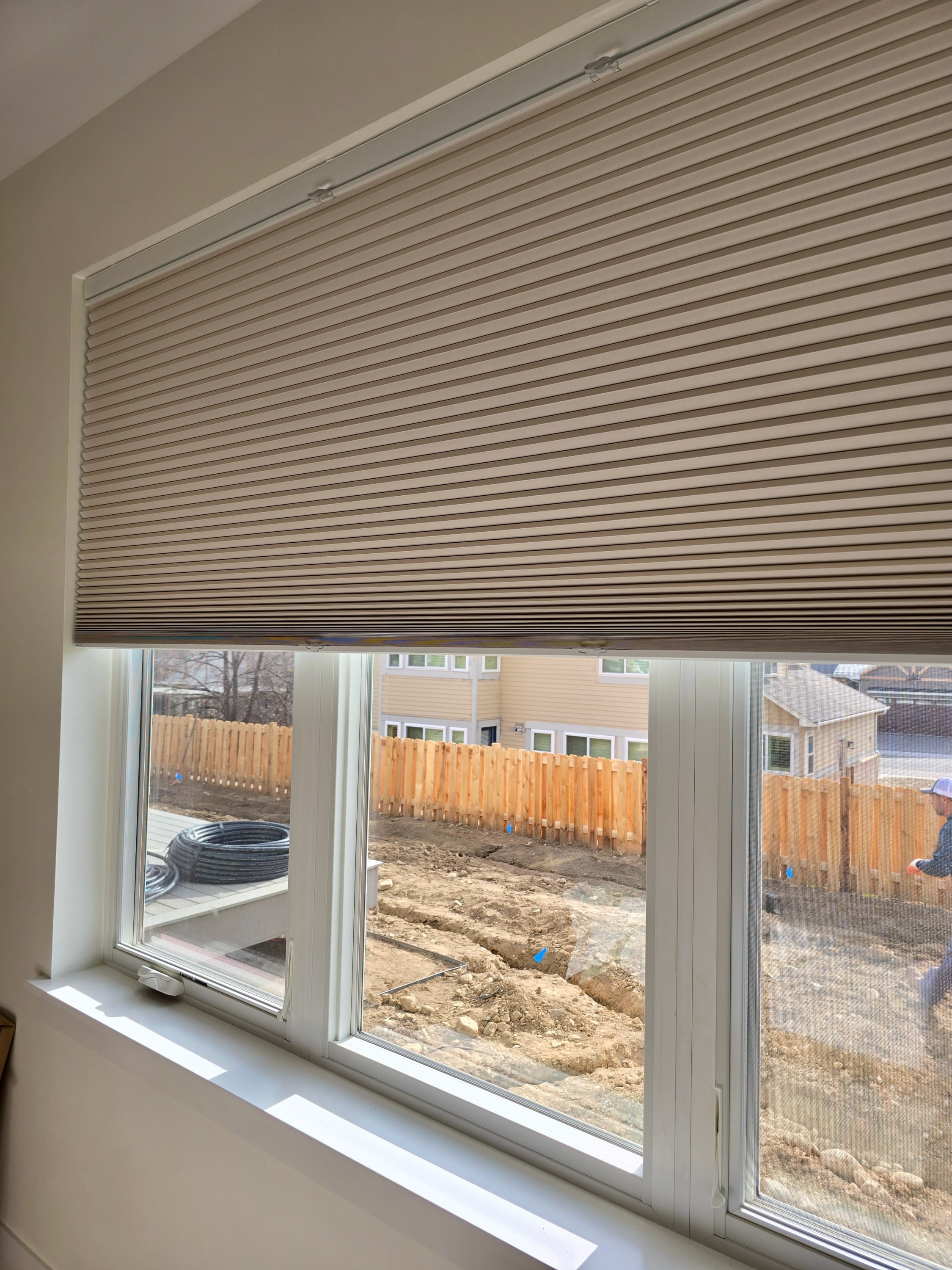 Bumble Bee Blinds Louisville CO - blackout shades
