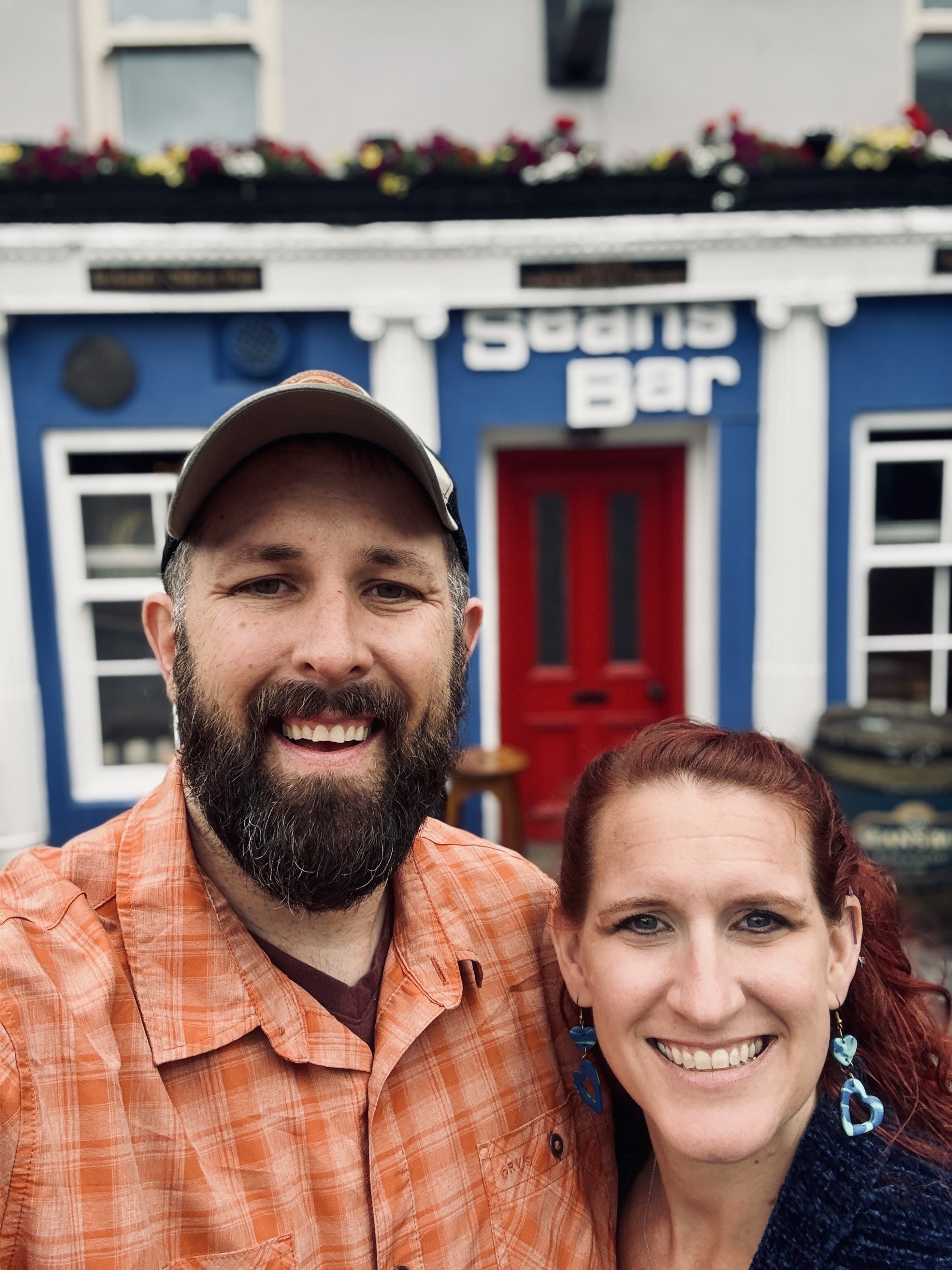 Husband and Wife outside Seans Bar