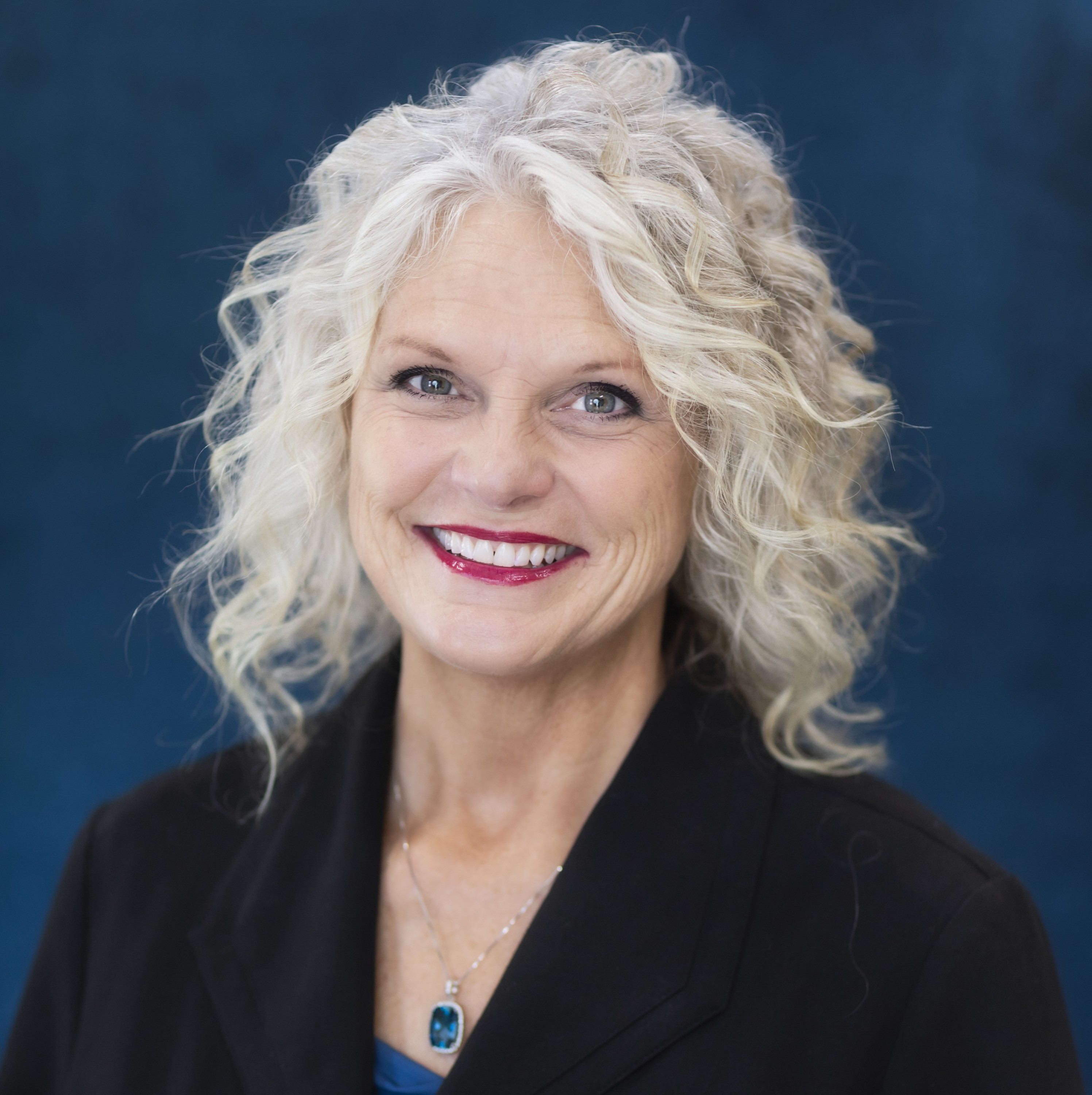 Julie Ramsey, Broker/Owner