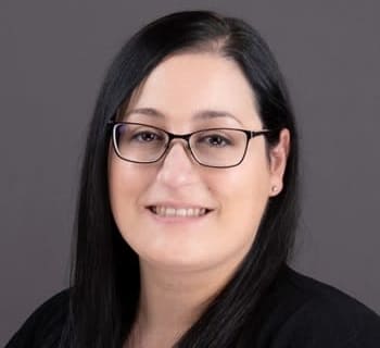 Christina's Headshot