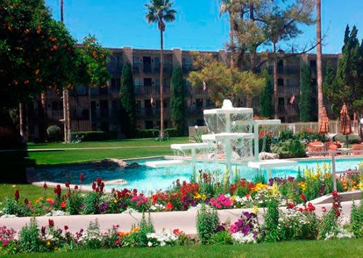 Photo of the main courtyard & fountains at Fellowship Square Senior living in Tucson