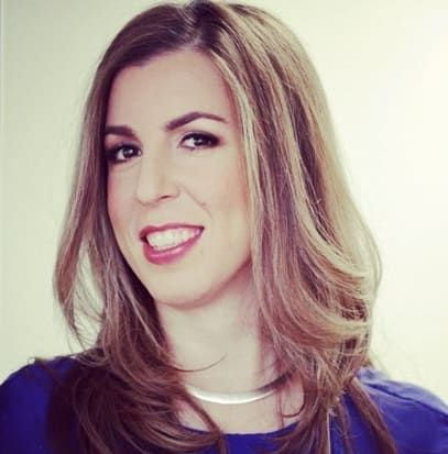 AIC Commencement 2025 Speaker, Author and Journalist Amie Parnes