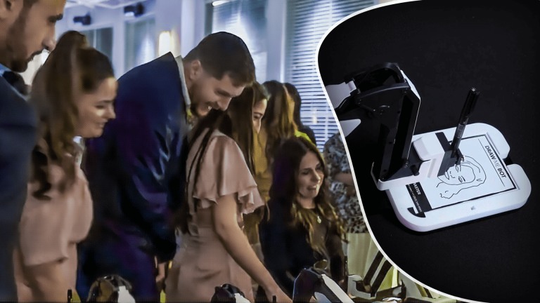 FX Photo Booths Draw Me Bot