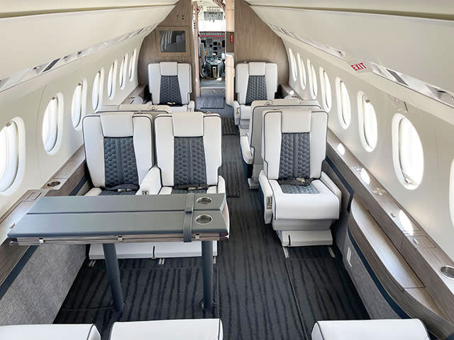 2002 Falcon 2000 Serial Number 194 - Cabin View