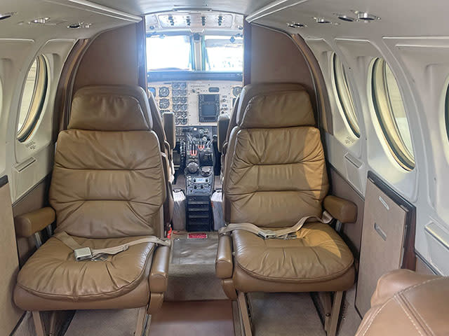 KING AIR E90 S/N LW-176 Interior View #2