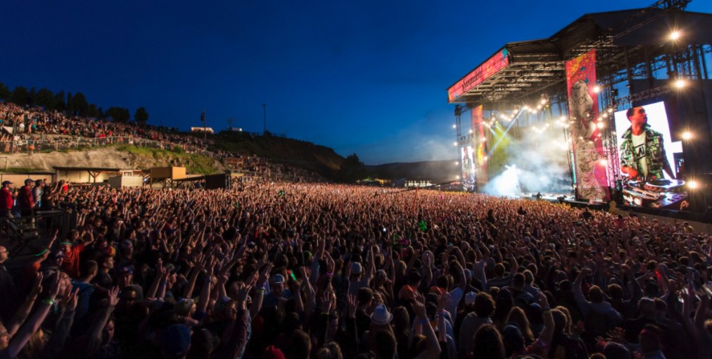 Red Element camera work on mainstage of Sasquatch Festival