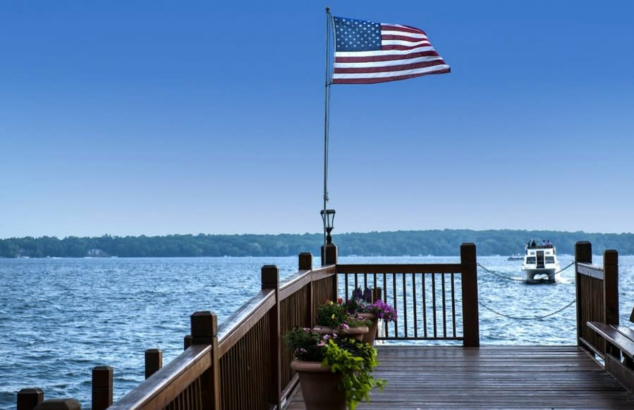 Lakeside docking and Escapade