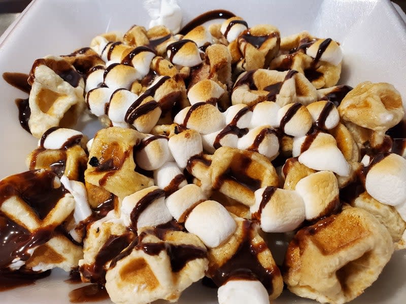 dessert waffles