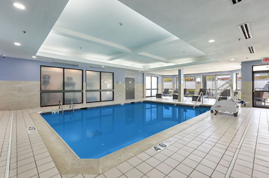 Best Western Plus Pool