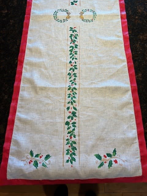 Christmas Table Runner