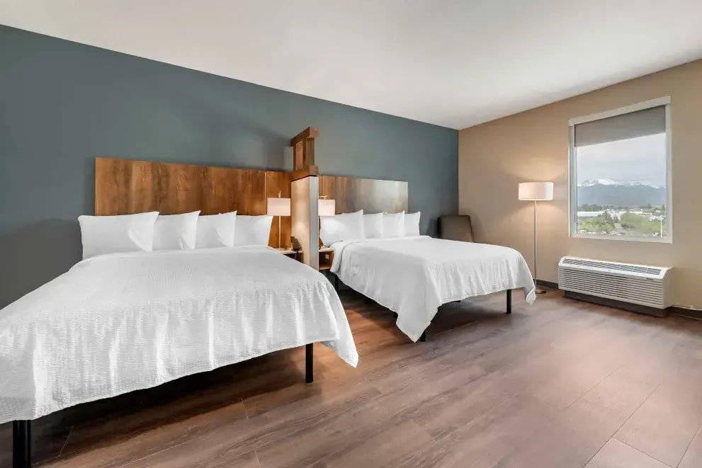 All of our west-facing suites have unobstructed views of Pikes Peak