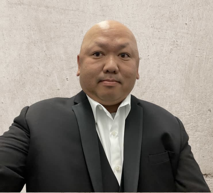 Thavisak "Lucky" Syphanthong, Broker