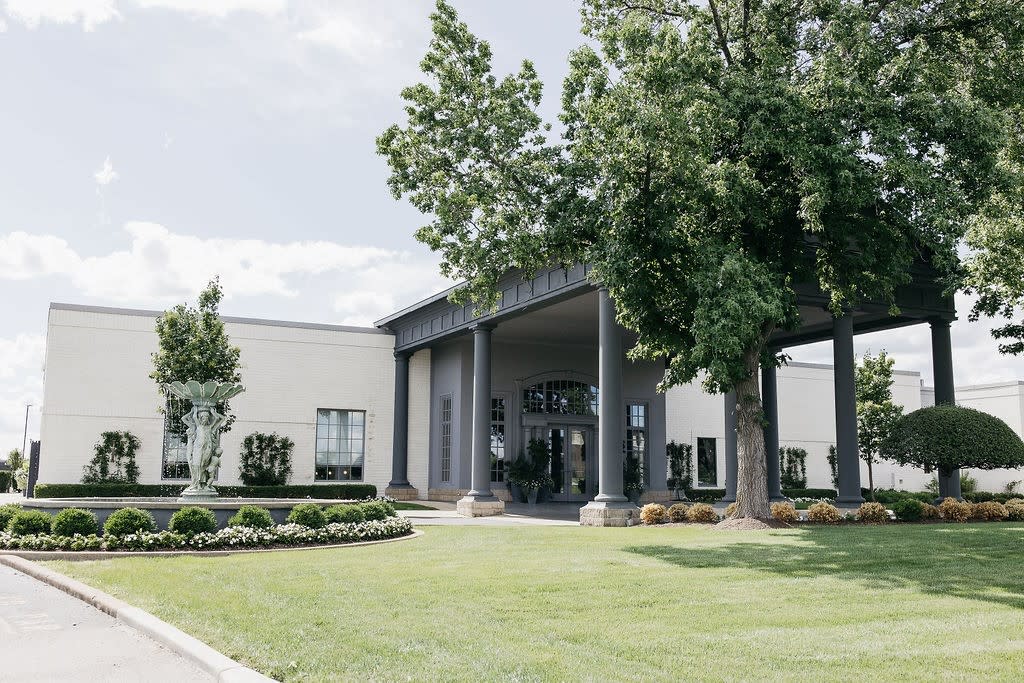 Ritz Charles Location