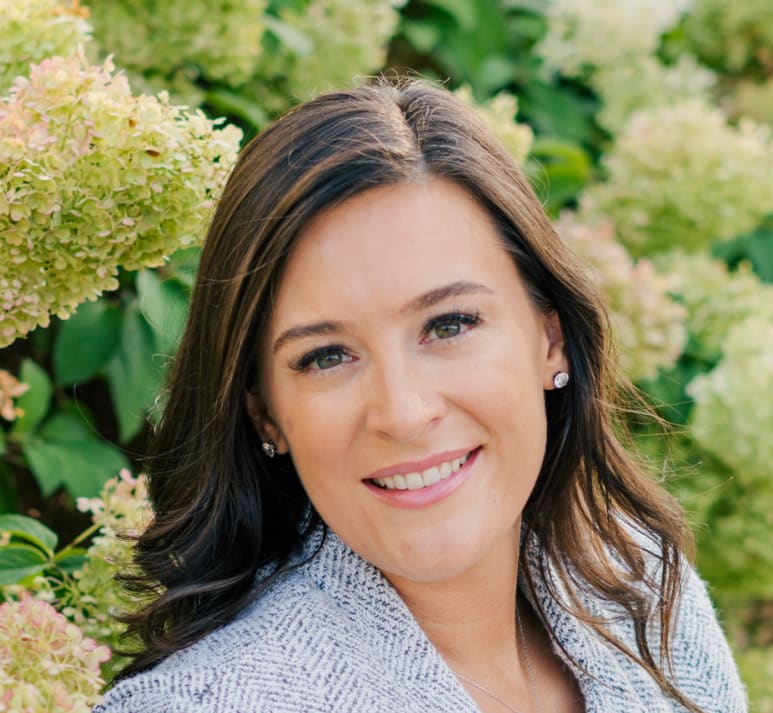 Courtney Hardesty - Estland