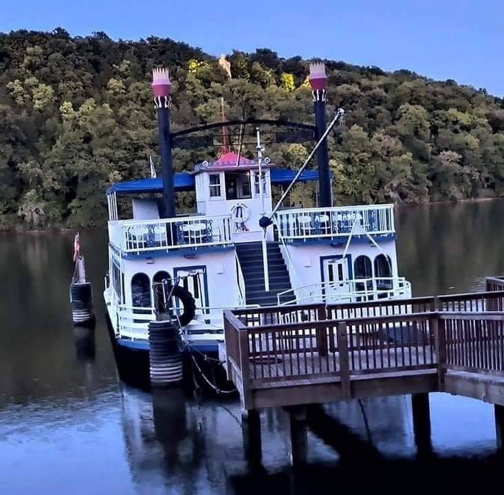 oregon il boat cruise