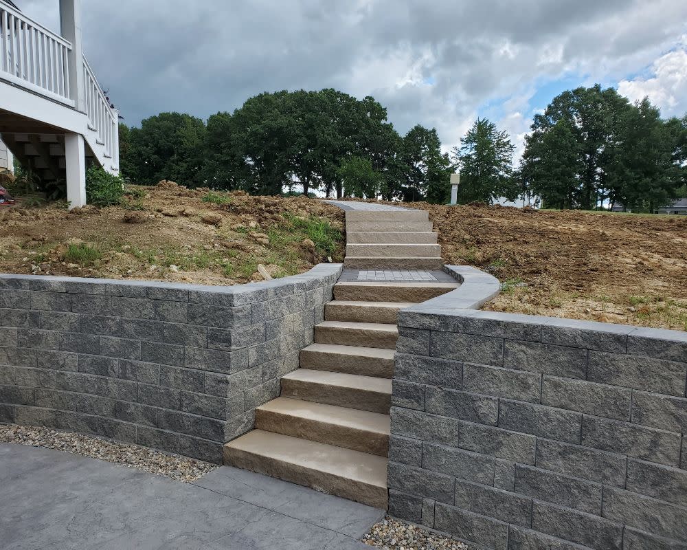 Retaining Wall With Built-In Stairs