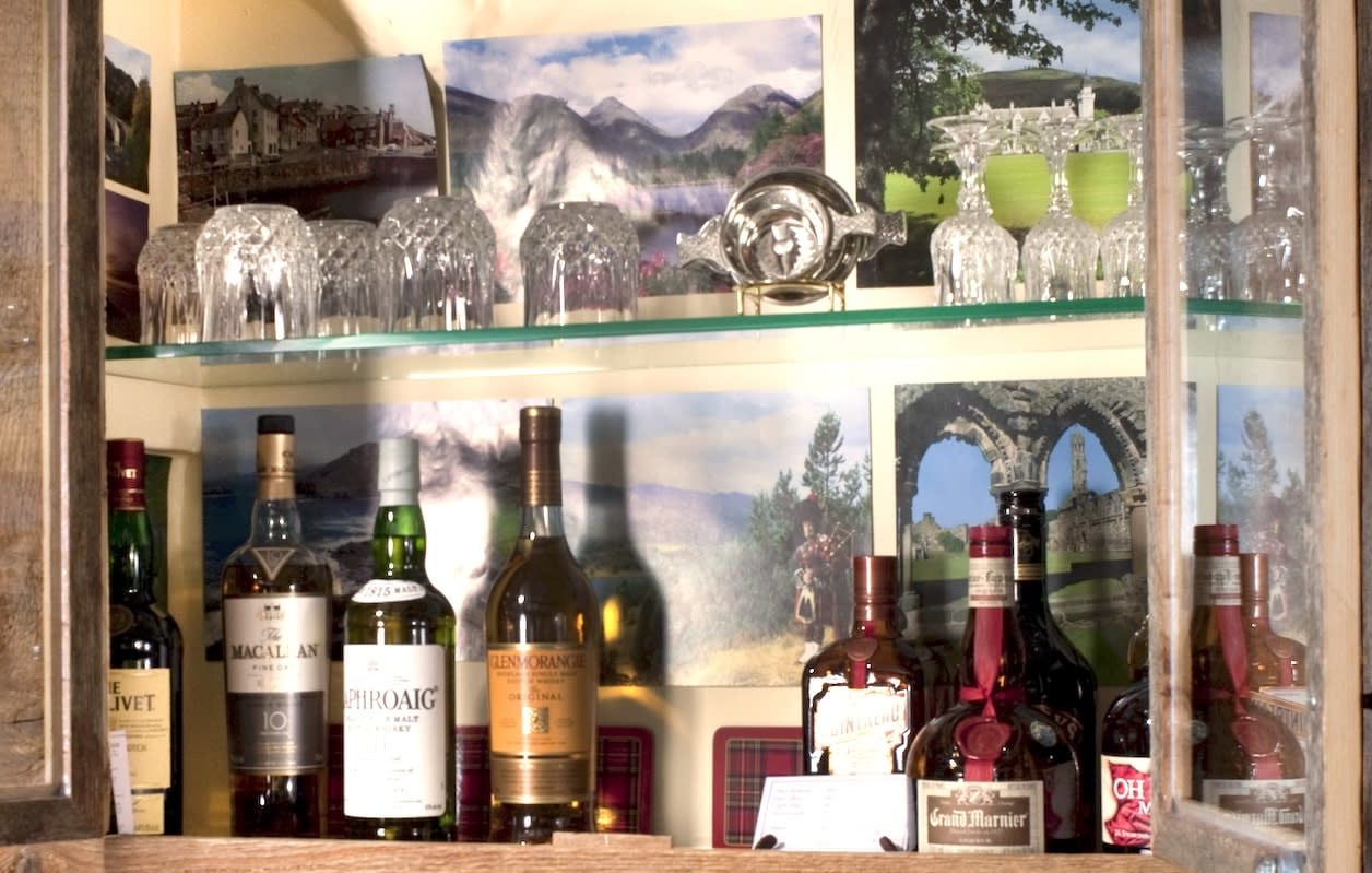 Quaich Single Malt Scotch Bar at West Hill House B&B